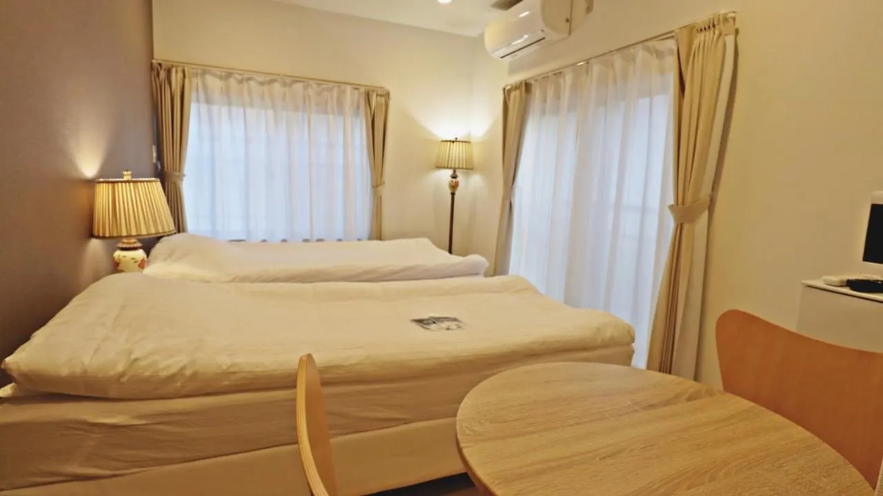 Tokyo Paradise Hotel