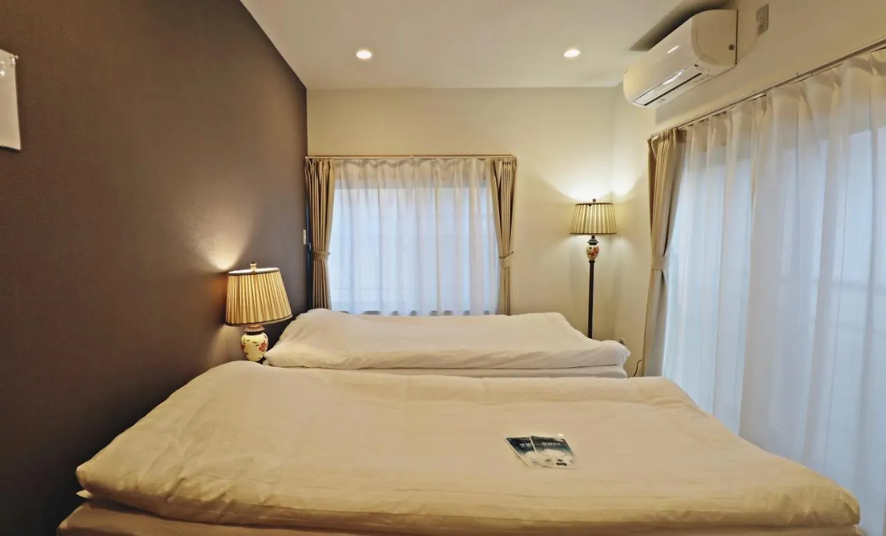 Tokyo Paradise Hotel
