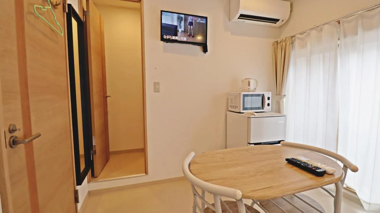 Tokyo Paradise Hotel 0*,